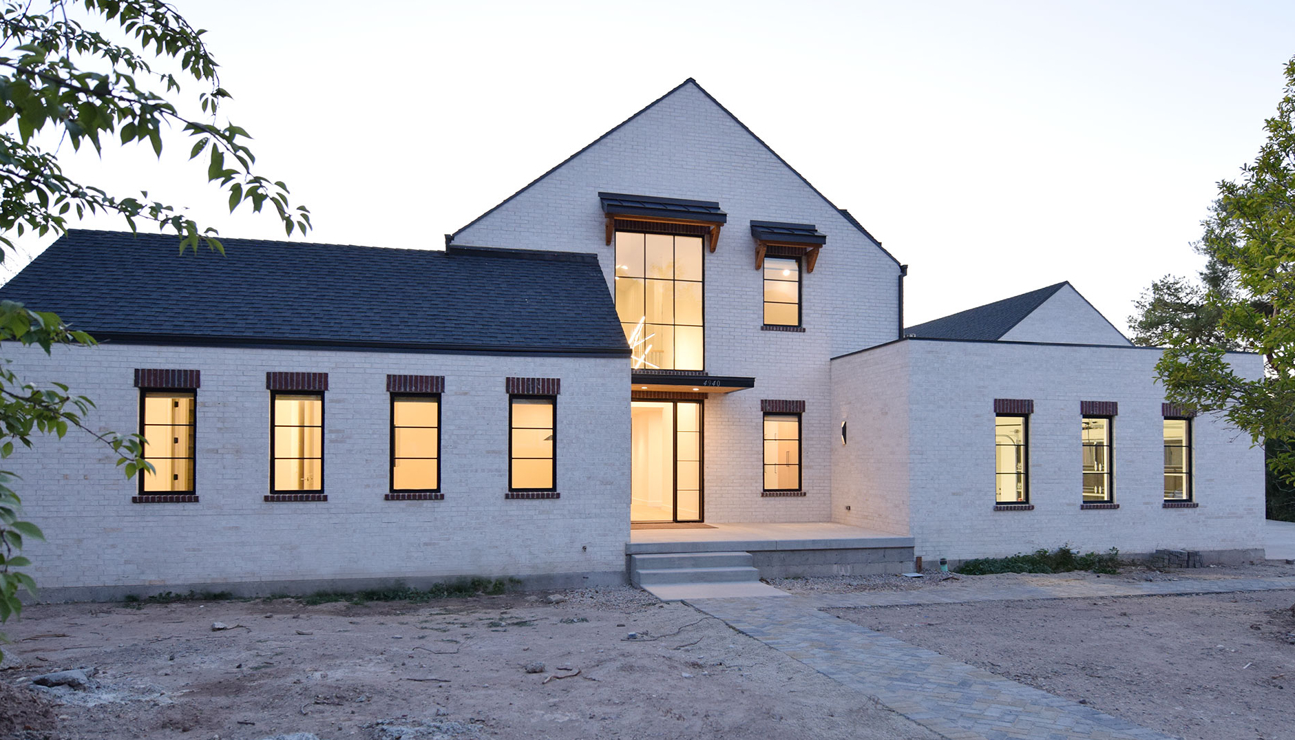  Brach Design Architecture - VB Residence + ADU