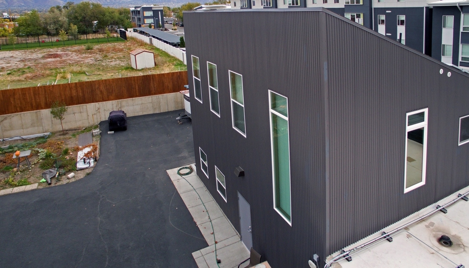  Brach Design Architecture - Sunlight Solar
